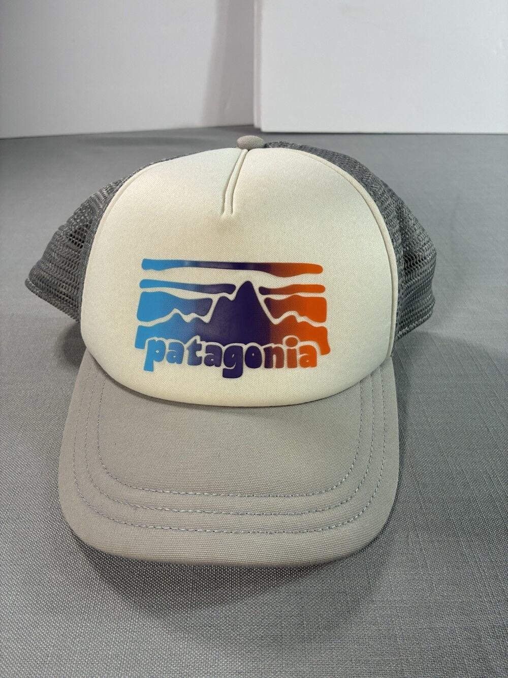 Patagonia Trucker Hat Mesh Snapback Gray White Logo Cap